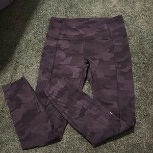 Women size 6 lululemon leggings